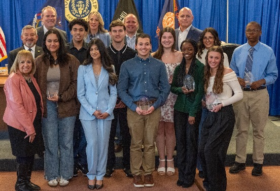 Group shot of student honorees with Town Board
